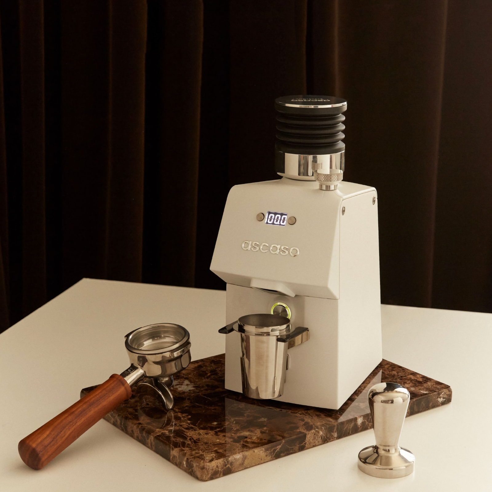 Ascaso H64 valdymas ir ekranas